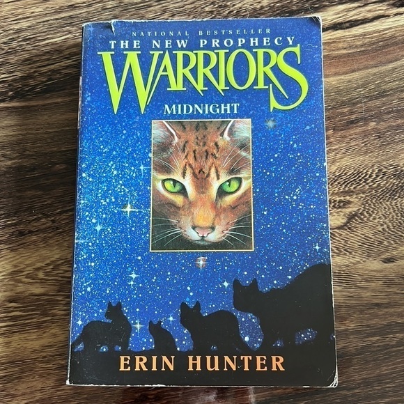 WARRIORS THE NEW PROPHECY SET OF 6 BOOKS BY ERIN HUNTER - Picture 2 of 7
